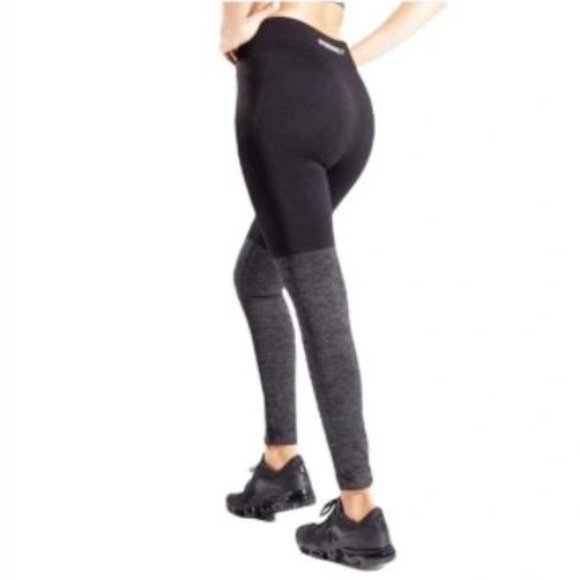 Gym Shark Seamless Two Toned Leggings Black Grey - Picture 2 of 5